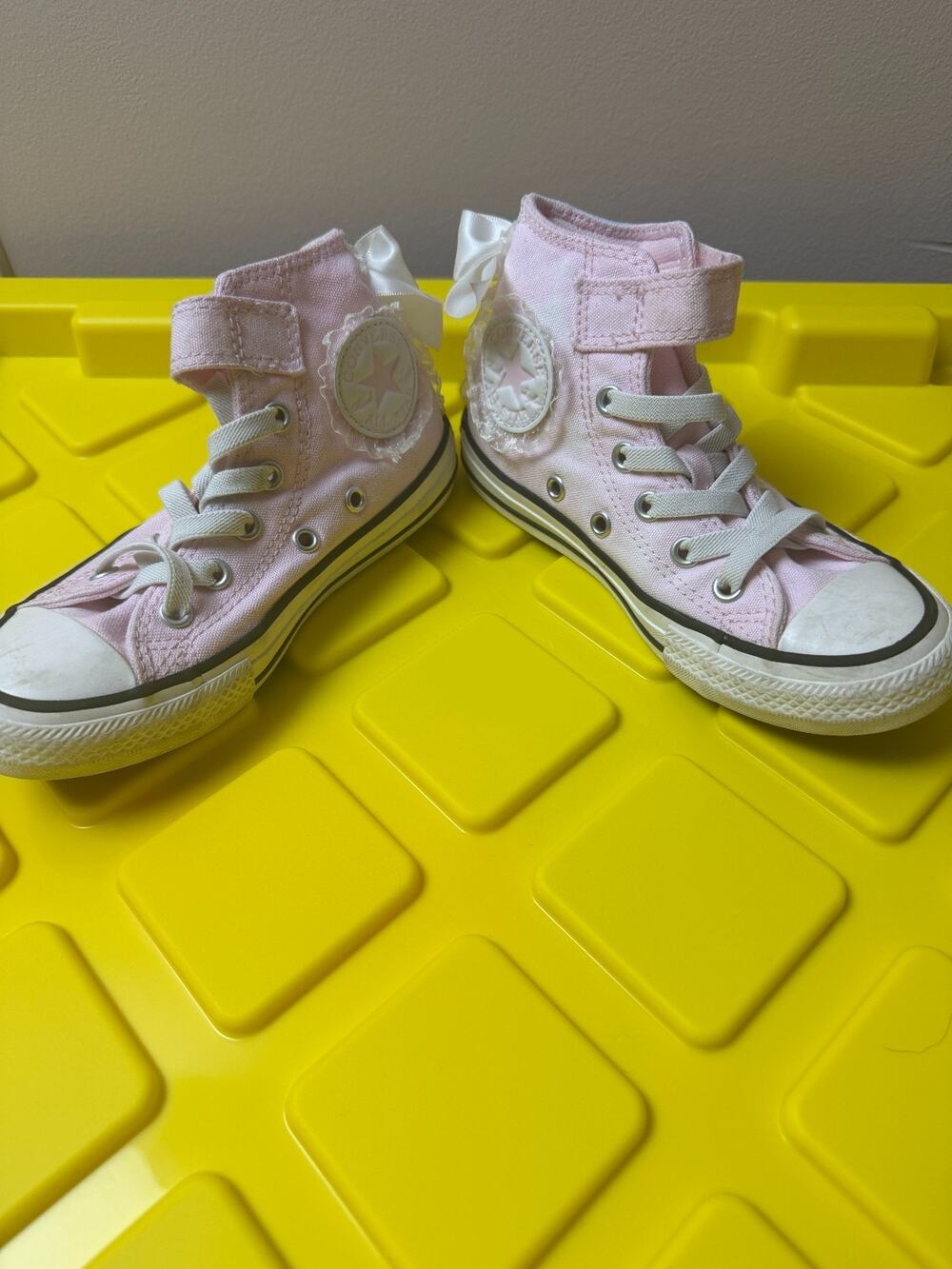 Converse All Star Girls Size 12 Pink High Top Sneakers Satin Bow Ruffle